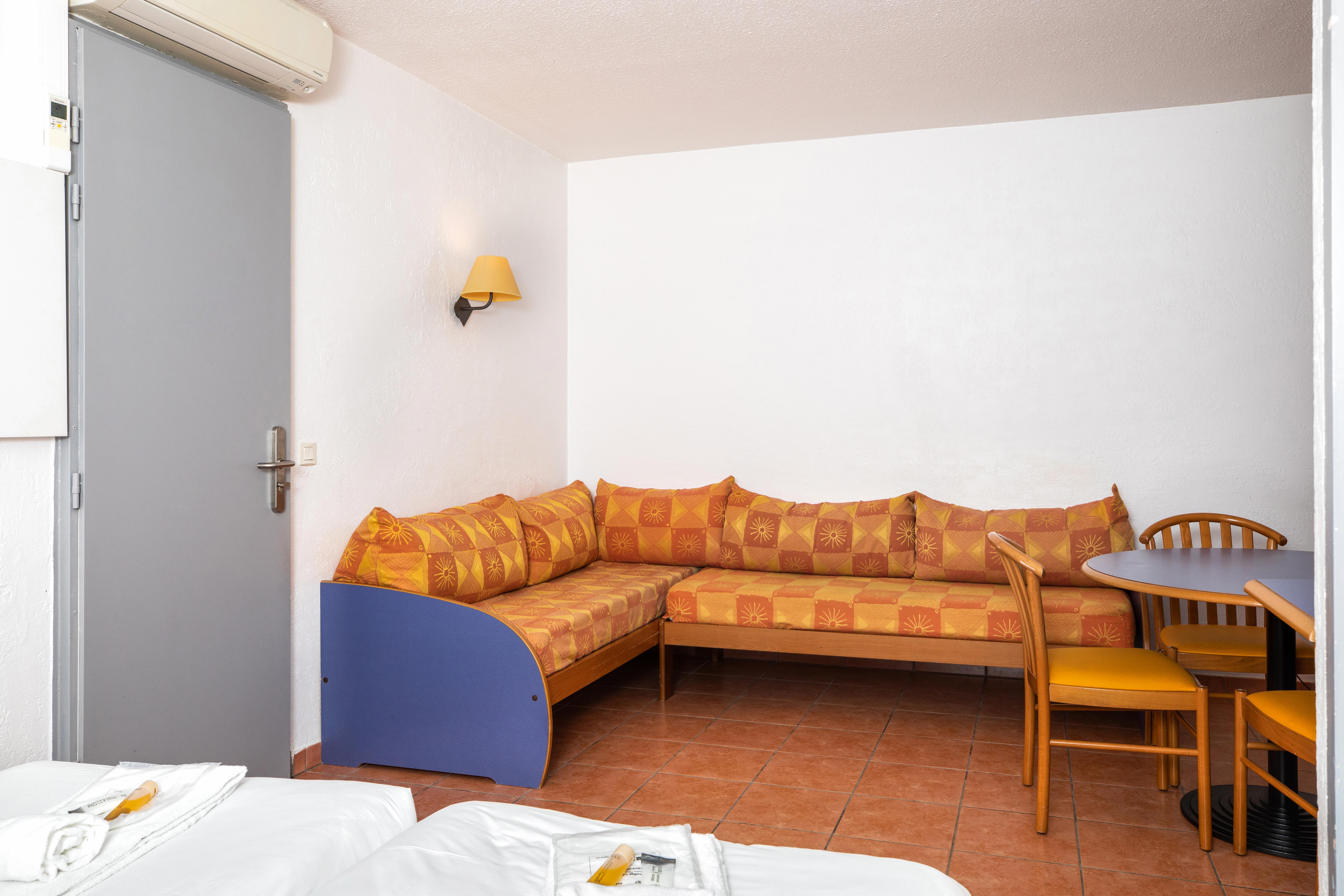 Sowell Residences Chenes Verts Saint-Raphaël Εξωτερικό φωτογραφία