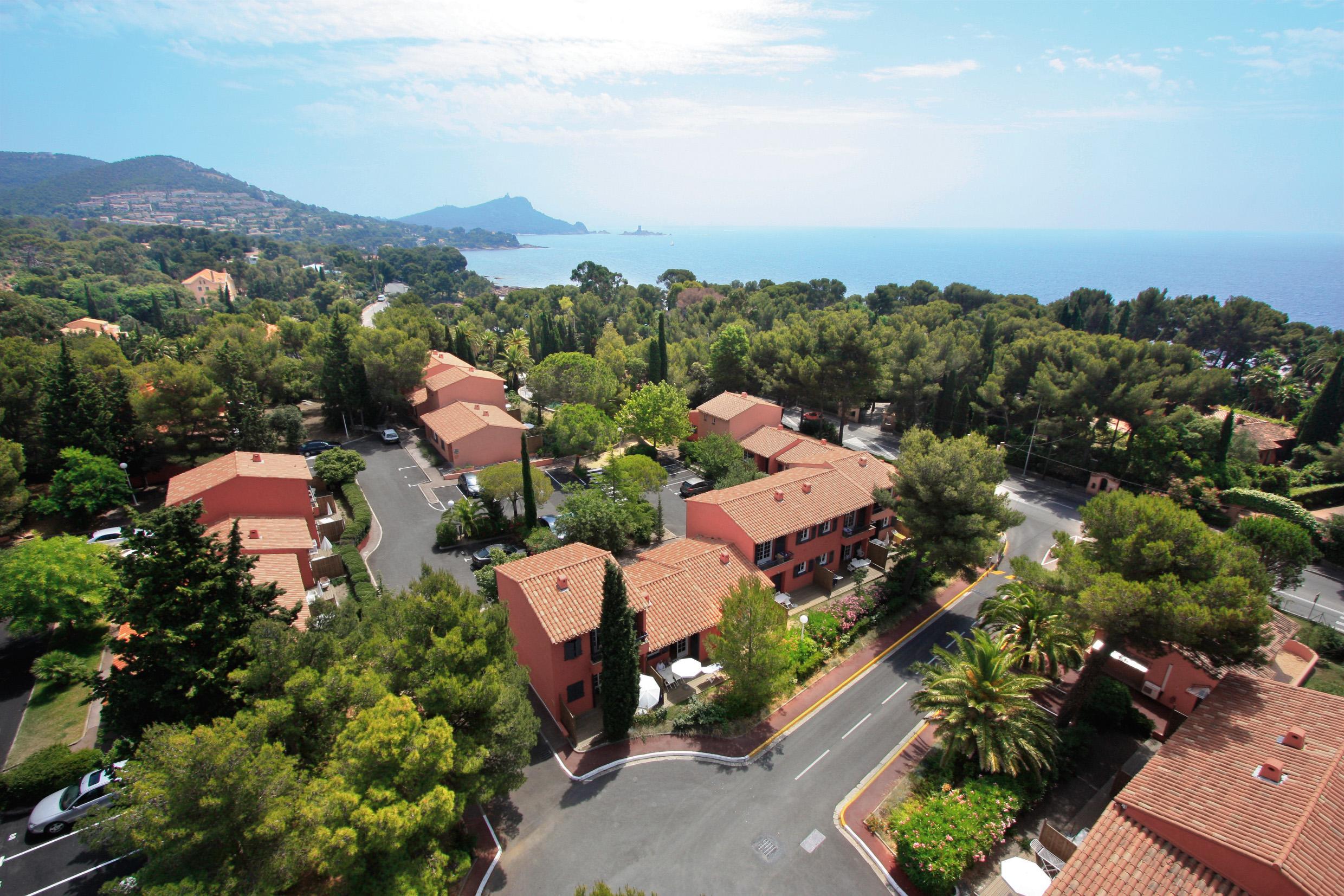 Sowell Residences Chenes Verts Saint-Raphaël Εξωτερικό φωτογραφία